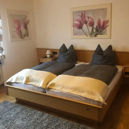 Lenche Neumayer * Weselberg